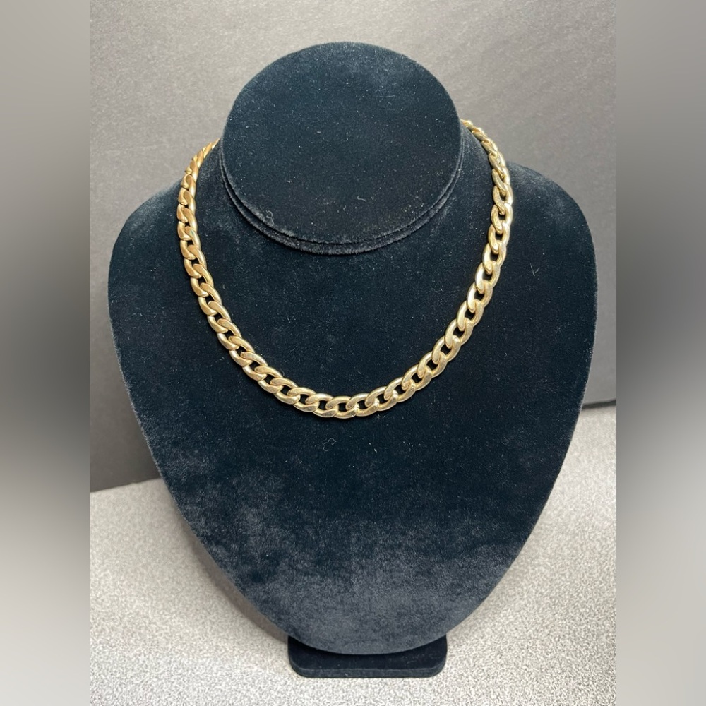 Vintage Gold Toned Heavy Cuban Chain Necklace 7.5”